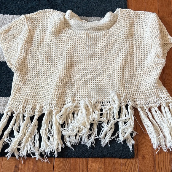 Chic Fringe Knit Sweater - Picture 1 of 4